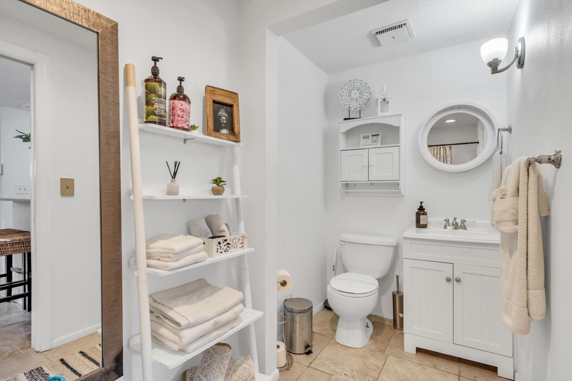 Luxury Zen Den With Heated Pool Just Off Siesta Key Lägenhet Sarasota Exteriör bild