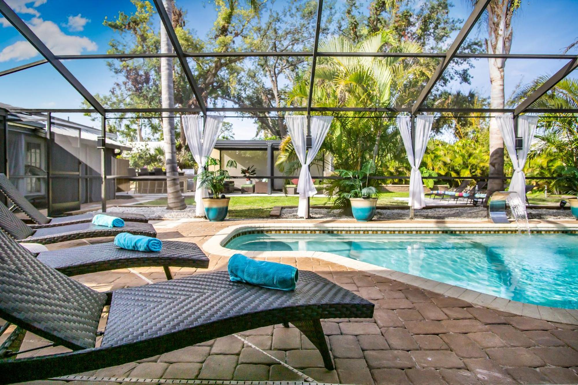 Luxury Zen Den With Heated Pool Just Off Siesta Key Lägenhet Sarasota Exteriör bild