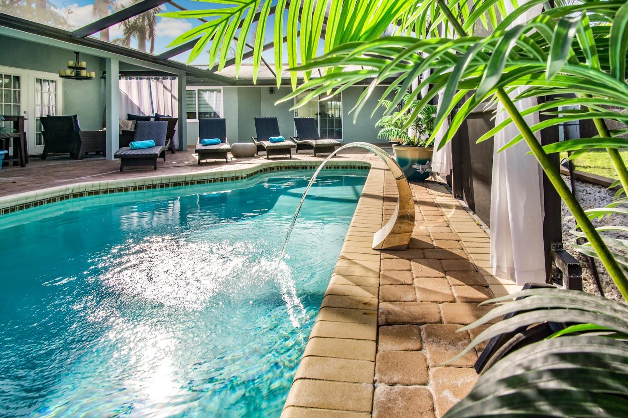 Luxury Zen Den With Heated Pool Just Off Siesta Key Lägenhet Sarasota Exteriör bild